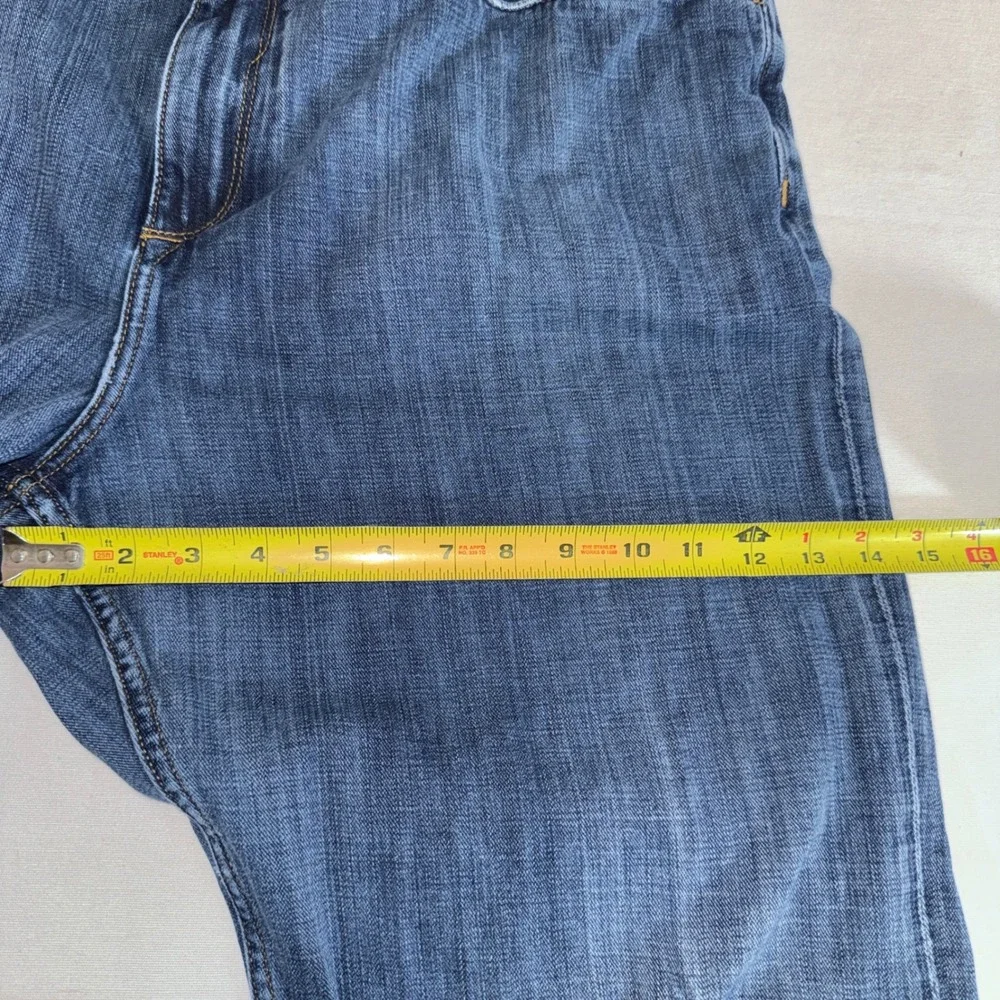 Robert Graham Relaxed Chill Mens Blue Jeans 44x32 Straight Leg Medium Wash Denim